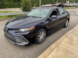 2021 Toyota Camry LE Hybrid Front 3/4 View