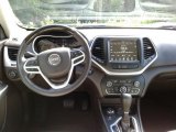 2017 Jeep Cherokee Overland 4x4 Dashboard