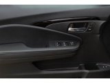 2022 Honda Pilot Touring AWD Door Panel