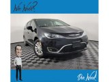 2019 Brilliant Black Crystal Pearl Chrysler Pacifica Touring Plus #142750988