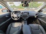 2021 Jeep Cherokee Latitude Lux 4x4 Front Seat