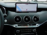 2022 Kia Stinger GT2 Controls