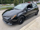 2022 Toyota Corolla Hatchback SE Nightshade Edition Front 3/4 View