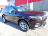 2021 Jeep Cherokee Latitude Lux 4x4 Front 3/4 View