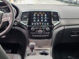 2021 Jeep Grand Cherokee Laredo 4x4 Controls