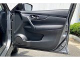 2018 Nissan Rogue SV Door Panel