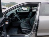 2022 Kia Niro EX Premium Hybrid Light Gray Interior
