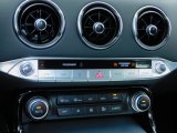 2022 Kia Stinger GT2 Controls