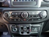 2020 Jeep Wrangler Unlimited Altitude 4x4 Controls