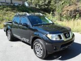 2021 Nissan Frontier Pro-4X Crew Cab 4x4 Front 3/4 View