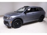 2021 Volkswagen Tiguan SE 4Motion Front 3/4 View