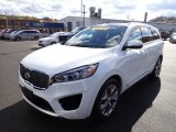 2016 Kia Sorento SX V6 AWD Front 3/4 View