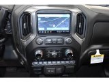 2022 GMC Sierra 2500HD Denali Crew Cab 4WD Controls