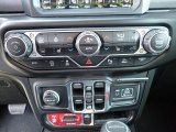 2021 Jeep Gladiator Mojave 4x4 Controls