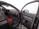 2019 Audi SQ5 Premium quattro Door Panel
