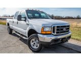 2001 Ford F350 Super Duty XLT Crew Cab 4x4 Front 3/4 View