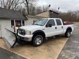 2006 Ford F350 Super Duty XL Crew Cab 4x4 Front 3/4 View