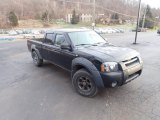 2002 Nissan Frontier XE Crew Cab 4x4 Front 3/4 View