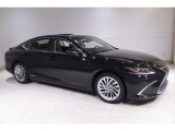 Obsidian Lexus ES in 2019