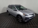 2018 Toyota RAV4 XLE AWD Front 3/4 View