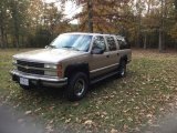 1993 Sand Beige Metallic Chevrolet Suburban K2500 4x4 #143732659