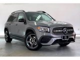 2022 Mercedes-Benz GLB 250 Front 3/4 View