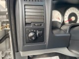 2010 Dodge Dakota ST Crew Cab 4x4 Controls