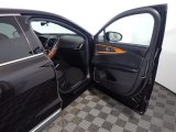 2019 Lincoln Nautilus Select AWD Door Panel