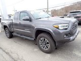 2020 Toyota Tacoma TRD Sport Access Cab 4x4 Front 3/4 View