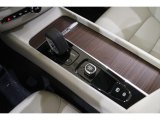 2022 Volvo XC60 B5 AWD Momentum 8 Speed Automatic Transmission