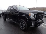 2020 GMC Sierra 2500HD AT4 Crew Cab 4WD Front 3/4 View