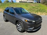 2022 Jeep Cherokee Limited 4x4 Front 3/4 View