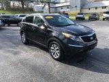 2016 Kia Sportage LX Front 3/4 View