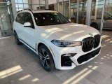 2022 BMW X7 M50i