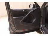 2016 Volkswagen Tiguan SE Door Panel