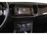 2015 Volkswagen Beetle 1.8T Convertible Controls