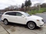 2016 Lincoln MKT Elite AWD Exterior