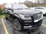 2019 Lincoln Navigator Reserve 4x4 Front 3/4 View