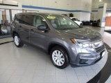 2019 Honda Pilot LX AWD Front 3/4 View