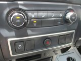 2017 Nissan TITAN XD S Crew Cab 4x4 Controls