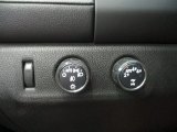 2017 GMC Canyon SLE Extended Cab 4x4 All-Terrain Controls
