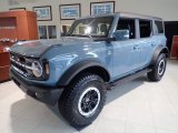 2022 Ford Bronco Outer Banks 4x4 4-Door Front 3/4 View