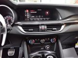 2022 Alfa Romeo Stelvio Quadrifoglio AWD Controls