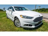 2016 Ford Fusion Energi SE Front 3/4 View
