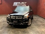 Black Mercedes-Benz GLK in 2015