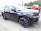 2022 Jeep Grand Cherokee L Altitude 4x4 Front 3/4 View