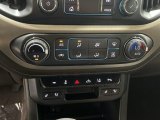 2022 GMC Canyon Denali Crew Cab 4WD Controls