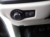 2021 Chrysler Voyager LXI Controls