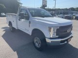 2018 Ford F350 Super Duty XL Regular Cab 4x4 Chassis Front 3/4 View