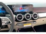 2022 Mercedes-Benz EQB 350 4Matic Controls